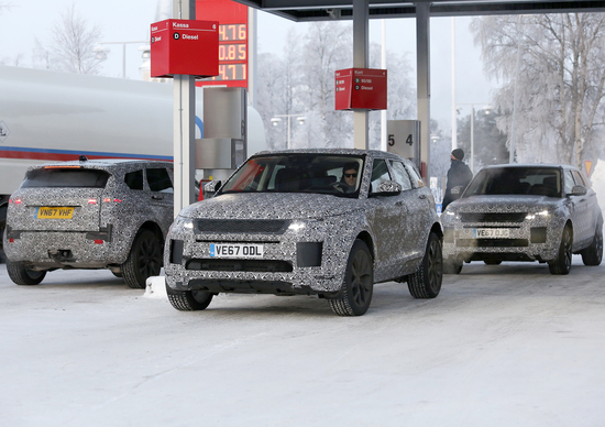 Range Rover Evoque, Aggiornamento gamma: i muletti in test Range Rover Evoque, Aggiornamento gamma: i muletti in test