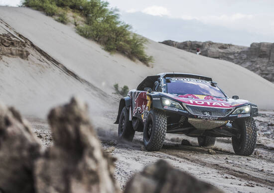 DKR ’18 Peugeot. Sainz-Peterhansel, primato stabile DKR ’18 Peugeot. Sainz-Peterhansel, primato stabile