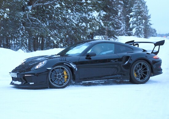 Porsche nuova 911 GT3 RS 2018: nuove immagini Porsche nuova 911 GT3 RS 2018: nuove immagini