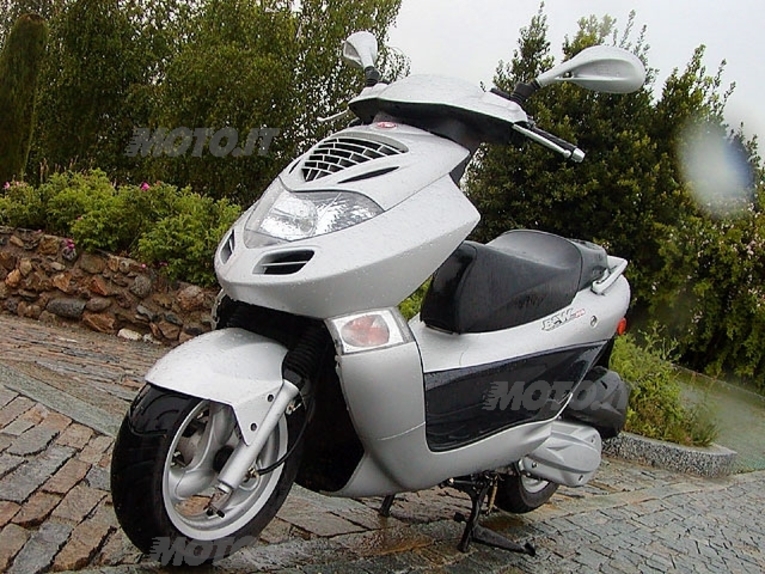 Prova KYMCO B&W 250 - Prove - Moto.it