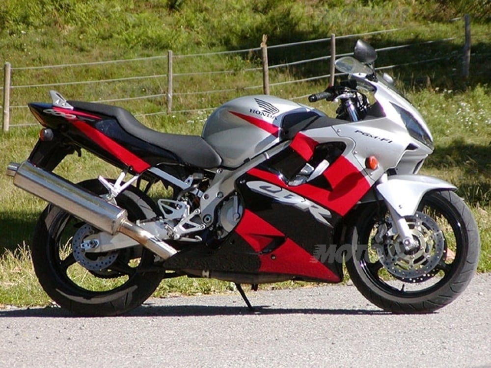 Honda cbr 600 f