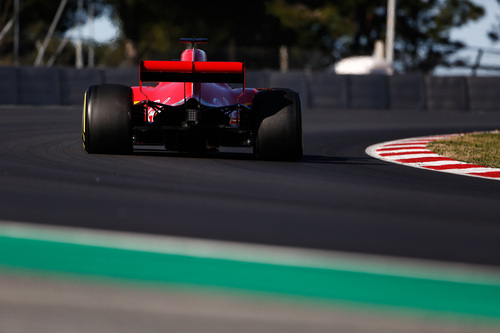 Montmelò, 1° turno Vettel e Bottas, che sfida Montmelò, 1° turno Vettel e Bottas, che sfida