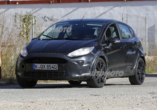 Ford Fiesta 7, eccola su strada Ford Fiesta 7, eccola su strada