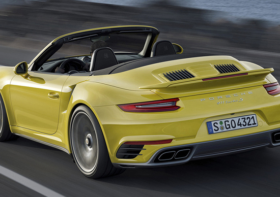 Porsche 911 Turbo restyling: arriva a Detroit, ha 580 cavalli Porsche 911 Turbo restyling: arriva a Detroit, ha 580 cavalli