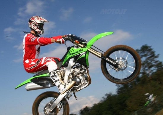 KAWASAKI KX 250F e KX 450F KAWASAKI KX 250F e KX 450F