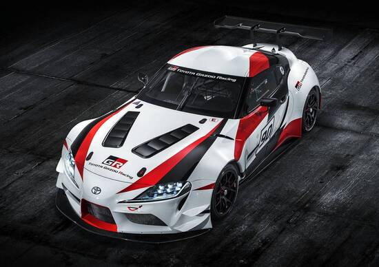Toyota Supra, solo con cambio automatico doppia frizione Toyota Supra, solo con cambio automatico doppia frizione