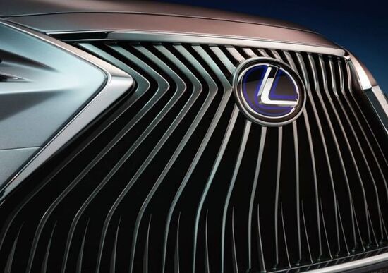 Lexus ES, il teaser della berlina di lusso