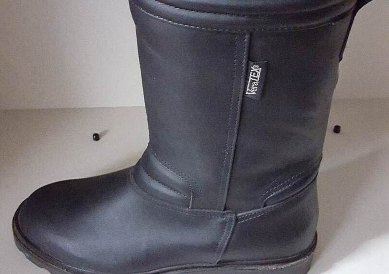 diadora stivali moto