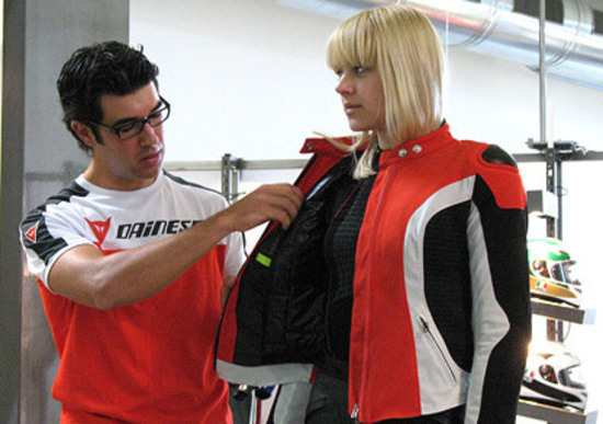 Dainese presenta la Collezione 2010 Dainese presenta la Collezione 2010