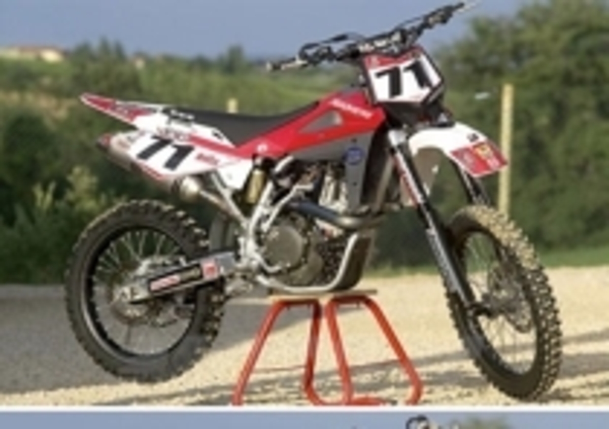 Rossa e bianca la nuova Husqvarna da cross 2006 News Moto.it