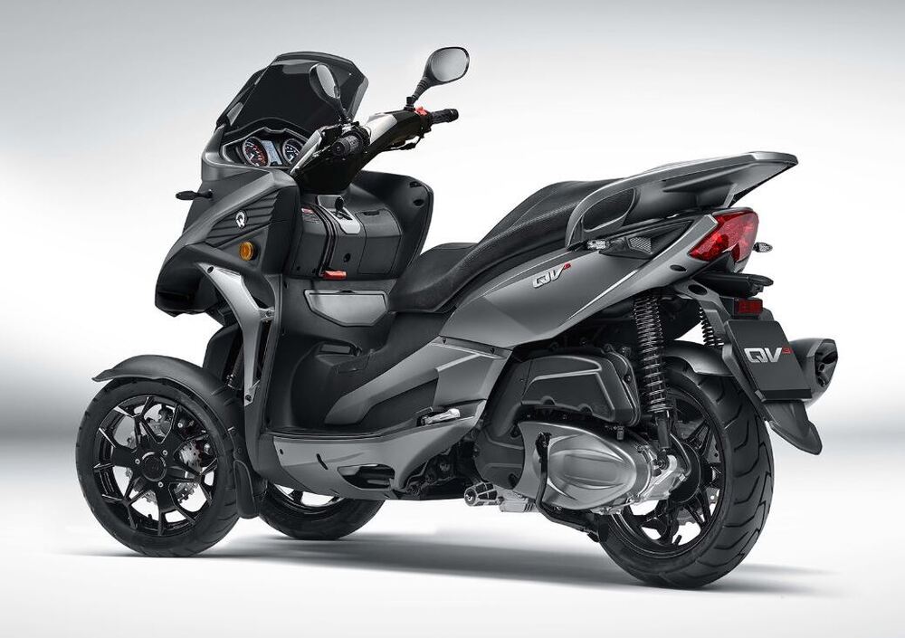 Quadro QV3 350 (2018 19), prezzo e scheda tecnica Moto.it