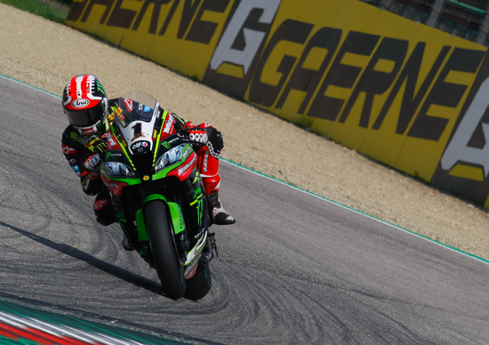 SBK 2018 - Stesso tempo per Rea e Davies nelle prove di Imola SBK 2018 - Stesso tempo per Rea e Davies nelle prove di Imola