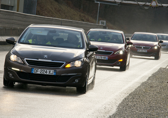 Pelletier, Peugeot: «Con 308 abbiamo raggiunto la qualità VW. In futuro la supereremo» Pelletier, Peugeot: «Con 308 abbiamo raggiunto la qualità VW. In futuro la supereremo»