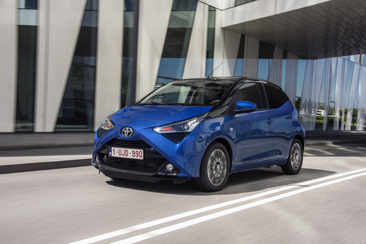 Toyota aygo x. Toyota Aygo 2021. Toyota Aygo 2020. Toyota Aygo 2018. Toyota Aygo 2019.