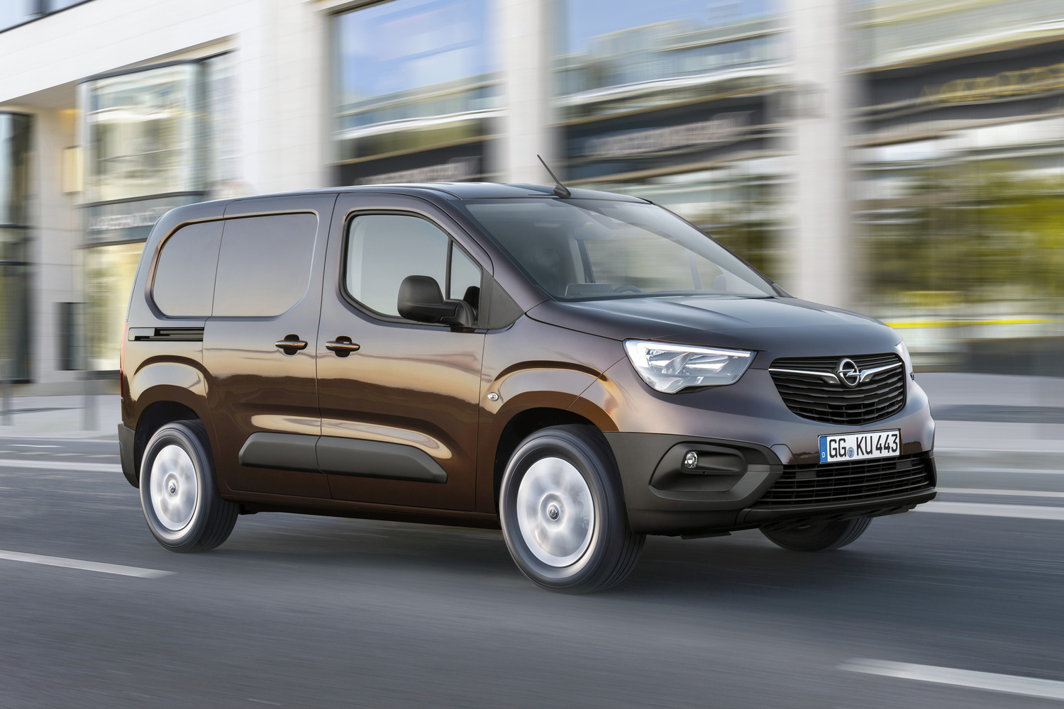 Opel Combo Van: praticità di un furgone, comfort di un’auto