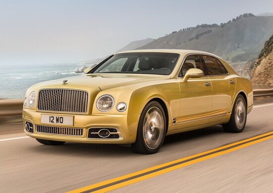 Bentley Mulsanne restyling, ancora più lusso. E arriva il passo lungo Bentley Mulsanne restyling, ancora più lusso. E arriva il passo lungo