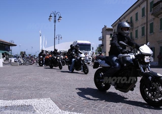 Fun2Ride Tour, BMW in prova sulle strade d’Italia Fun2Ride Tour, BMW in prova sulle strade d’Italia