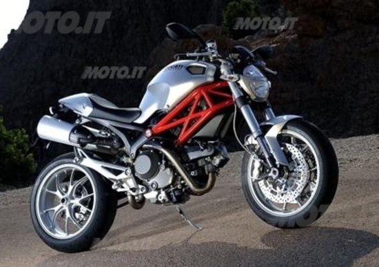 Ducati Monster 796: in arrivo! Ducati Monster 796: in arrivo!