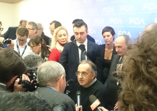 Marchionne al Salone di Ginevra: «Riportare l’Alfa in F1, mi piacerebbe molto» Marchionne al Salone di Ginevra: «Riportare l’Alfa in F1, mi piacerebbe molto»
