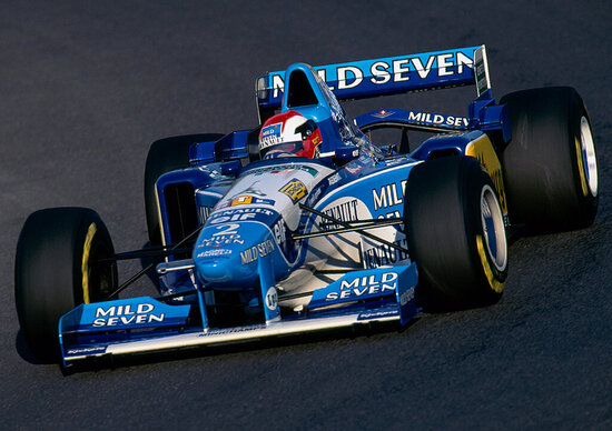 F1, GP Monza 1995: Herbert e quel dito medio al pubblico. E a Briatore F1, GP Monza 1995: Herbert e quel dito medio al pubblico. E a Briatore