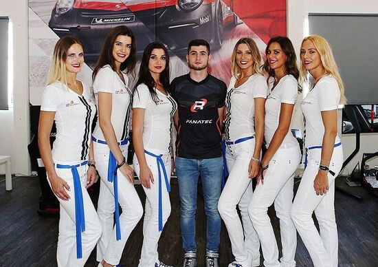 Porsche Carrera Cup eSport, Enzo Bonito è il campione Porsche Carrera Cup eSport, Enzo Bonito è il campione