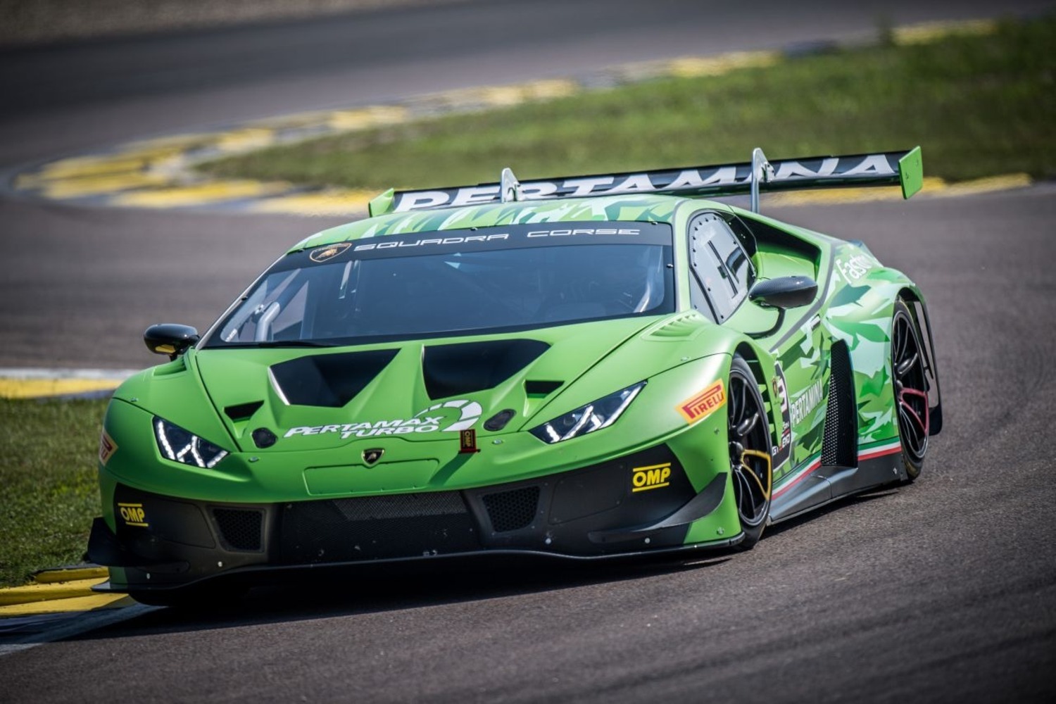 Lamborghini Huracán GT3 EVO, il Toro da pista si rinnova
