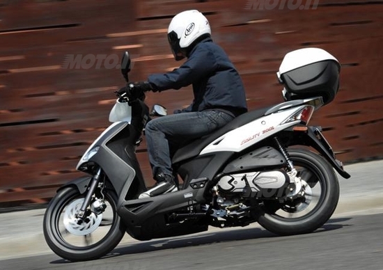 Kymco Agility R16 200i e Agility R16 50 2T Kymco Agility R16 200i e Agility R16 50 2T