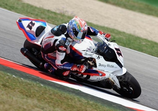 Corser si conferma velocissimo a Misano, grande prova di Scassa Corser si conferma velocissimo a Misano, grande prova di Scassa