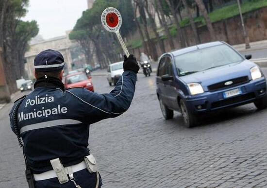 Stop ai Diesel Euro 3 in Lombardia, Piemonte, Veneto ed Emilia Romagna: tutte le informazioni Stop ai Diesel Euro 3 in Lombardia, Piemonte, Veneto ed Emilia Romagna: tutte le informazioni