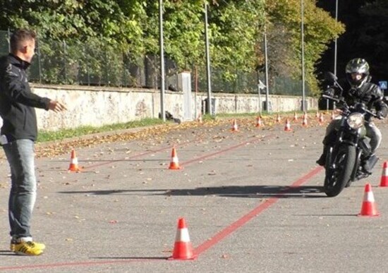 Cambia l’esame di guida della Patente A1, A2 e A Cambia l’esame di guida della Patente A1, A2 e A