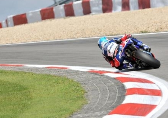 SBK. Checa si conferma nella 2° sessione di qualifiche al Nürburgring SBK. Checa si conferma nella 2° sessione di qualifiche al Nürburgring