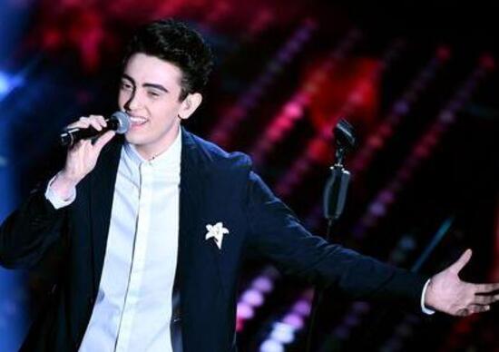 Michele Bravi coinvolto in un incidente: muore una donna