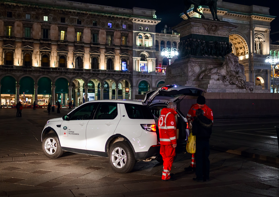 Land Rover, il 15 dicembre “Il Pasto della Solidarietà”