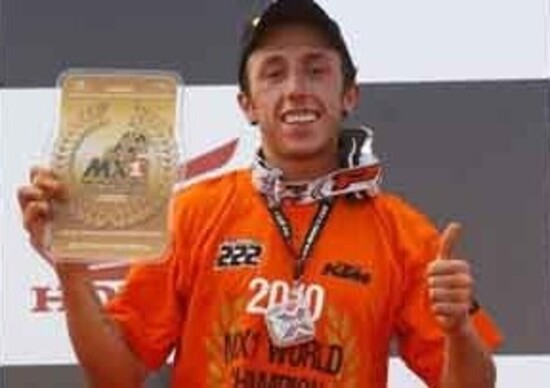 AXO con Cairoli e Nagl dal 2011 AXO con Cairoli e Nagl dal 2011
