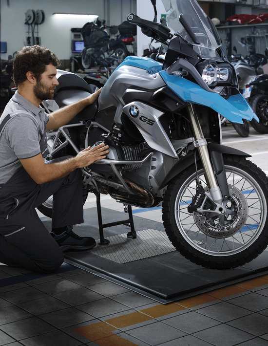 BMW: Long Life Care ed Extra Care dal 1 novembre al 28 febbraio BMW: Long Life Care ed Extra Care dal 1 novembre al 28 febbraio
