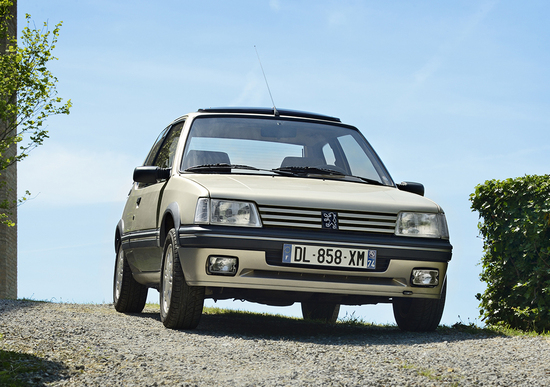 Auto e moto storiche 2019: bollo al 50% da 20 a 29 anni. Come fare Auto e moto storiche 2019: bollo al 50% da 20 a 29 anni. Come fare