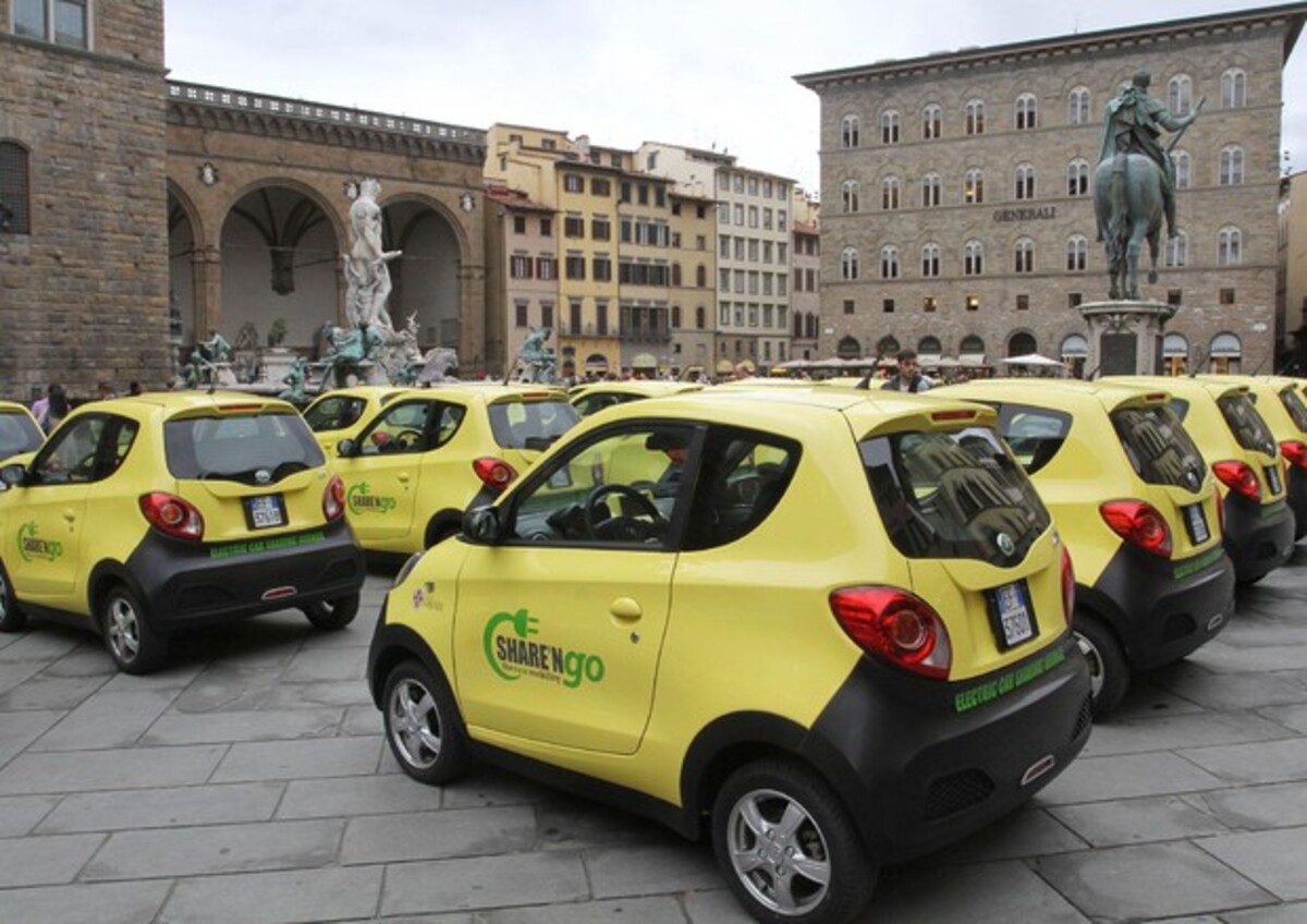 Share n Go No Incentivi Al Car Sharing Elettrico Addio All Italia 