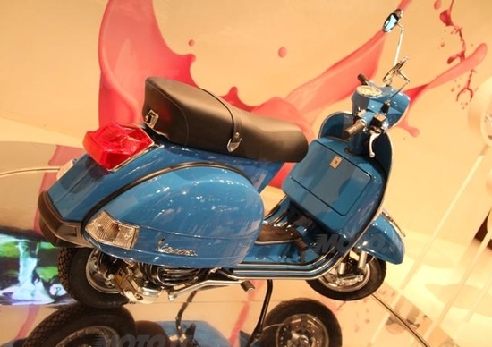 Grandi ritorni: all'EICMA la Vespa PX Grandi ritorni: all'EICMA la Vespa PX