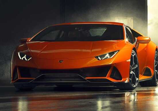 Lamborghini Huracan EVO, quattro ruote sterzanti e più potenza Lamborghini Huracan EVO, quattro ruote sterzanti e più potenza