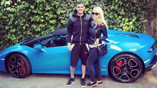 Icardi vicino al rinnovo con l'Inter? Ecco le sue auto Icardi vicino al rinnovo con l'Inter? Ecco le sue auto