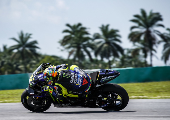 MotoGP test. Rossi: Preoccupato se la gara fosse domani MotoGP test. Rossi: Preoccupato se la gara fosse domani