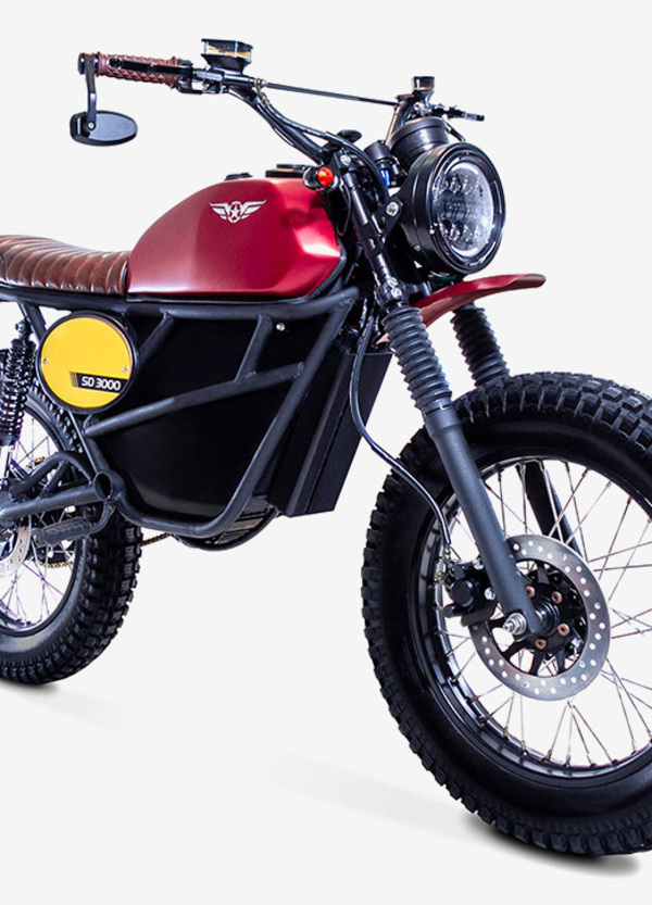 Fly Free Smart Desert: la moto elettrica che strizza l’occhio agli anni ‘70
