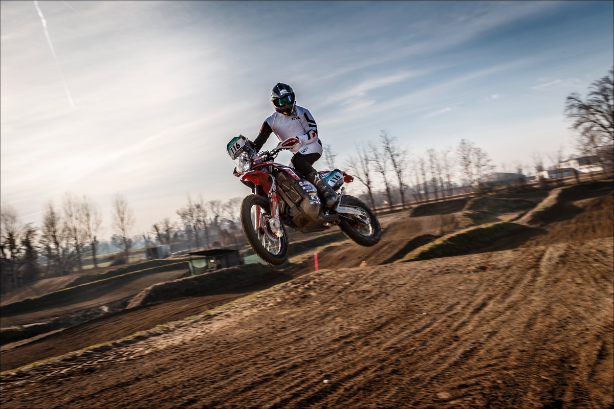 Prova Honda CRF 450 Rally TEST: in pista contro la moto da cross Sns-Brigh10