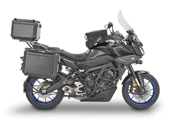 Allestimento GIVI per la Yamaha Tracer 900 Allestimento GIVI per la Yamaha Tracer 900