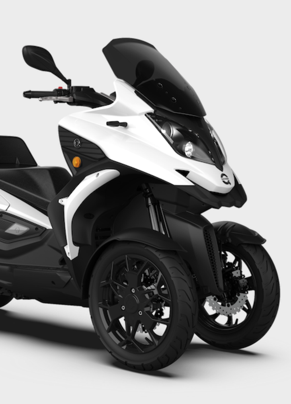 Quadro presenta a Ginevra leQooder: il quadriciclo elettrico