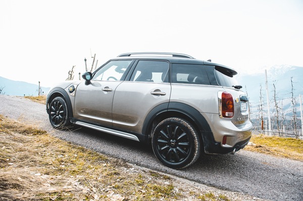 SCARICA MINI COUNTRYMAN BATTERIA MOLTO
