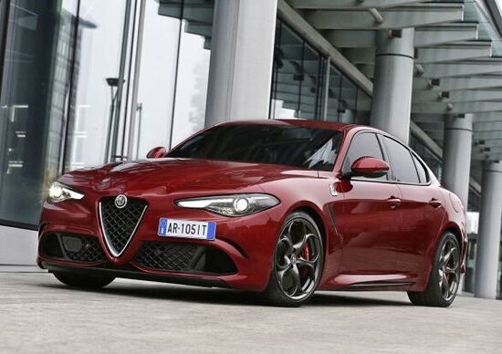 Alfa Romeo, la Giulia promossa dai clienti inglesi Alfa Romeo, la Giulia promossa dai clienti inglesi