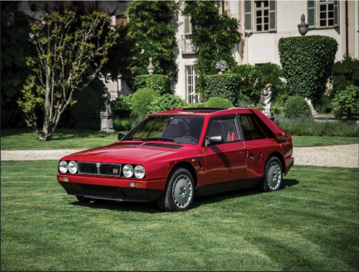 Lancia delta s4 stradale