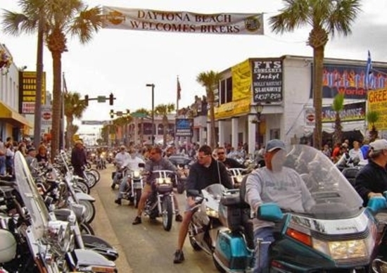 Moto.it vi racconta la Daytona Bike Week Moto.it vi racconta la Daytona Bike Week