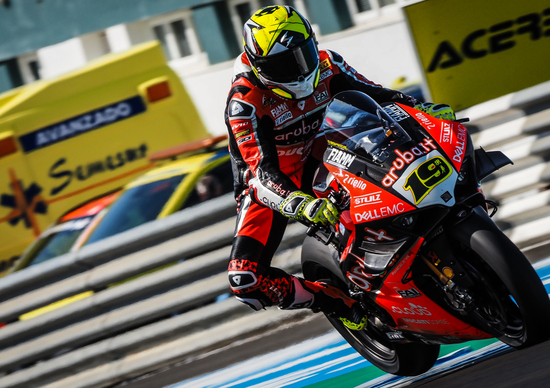 SBK 2019. Bautista è il più veloce nelle libere di Jerez SBK 2019. Bautista è il più veloce nelle libere di Jerez
